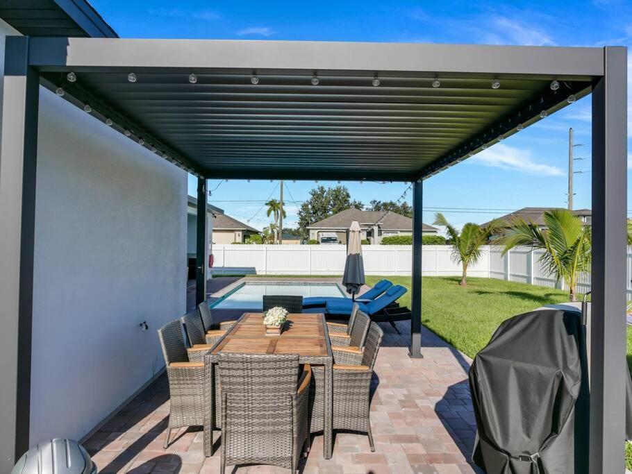 Casa Sevilla, Heated Pool, Sleeps 9, 4B3B Cape Coral Dış mekan fotoğraf